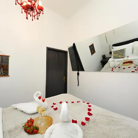 - For Couples To Enjoy & Bond زادار